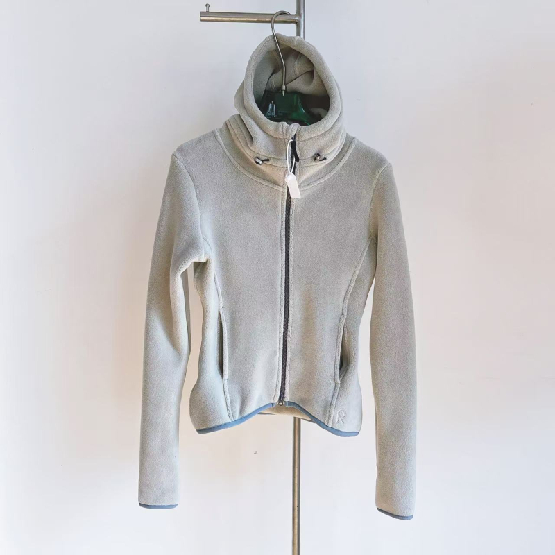Ženska jakna od polar fleece s kapuljom, uski kroj, jesen i zima, pogodna za vožnju biciklom