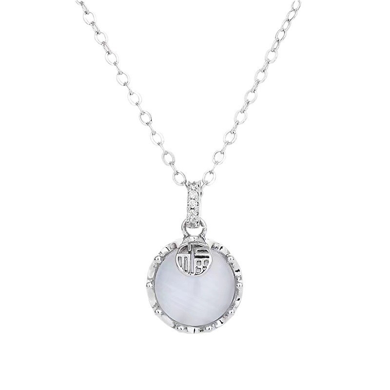 Bakreni nakit s 18K pozlata i bijelim chalcedonom, Fu znak, ženski, lagani luksuz, geometrijski dizajn, lanac za ključnu kost