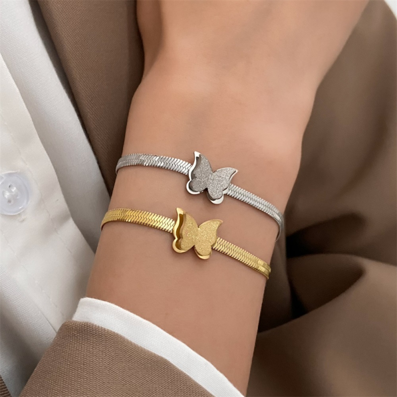 18K zlatno-matirana narukvica s leptirima, zmijskim lancem, unisex stil Instagram