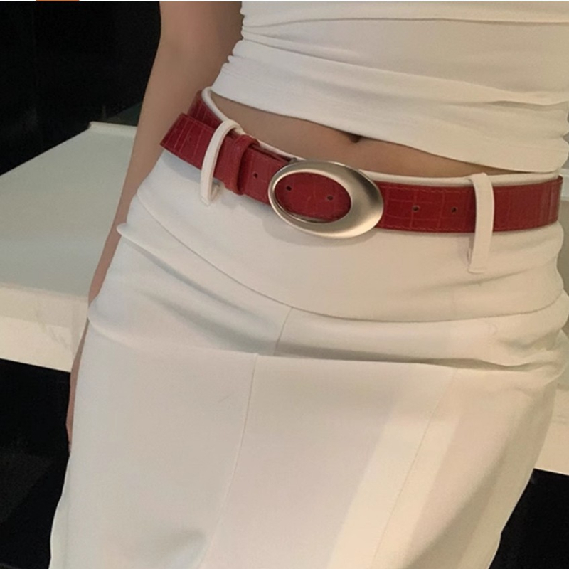 Ženski crveni Y2K pojas, američki retro stil, ugravirana umjetna koža, spona od legure, kopčanje na snaps, širina 2-4 cm, duljina 105 cm, proljeće 2024