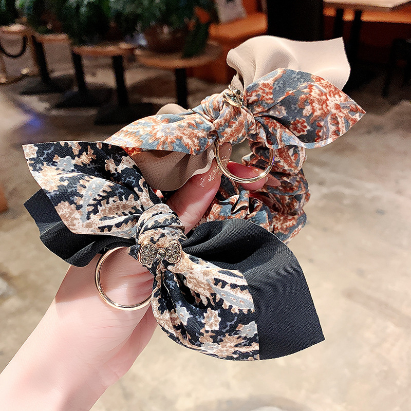Korejski stil cvjetna mašna za kosu – elegantna tkaninska gumica za bun ili rep