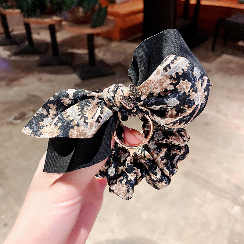 Korejski stil cvjetna mašna za kosu – elegantna tkaninska gumica za bun ili rep