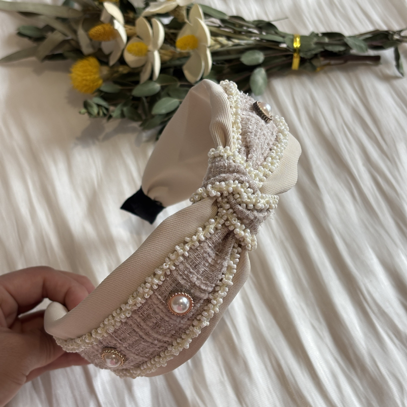 Bandica za kosu s perlama u Chanel stilu, vintage čvor, elegantan široki rub dodatak za kosu