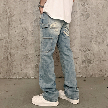 Muške traperice u streetwear stilu, vintage isprane, istrošene, ravni kroj