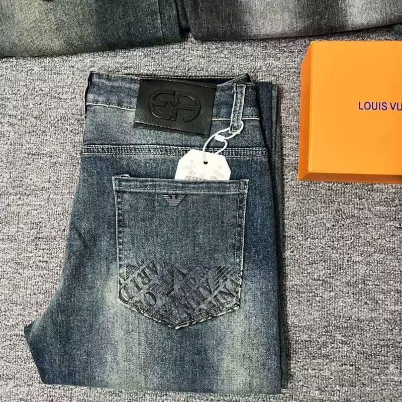 Мъжки дънки в измит син цвят, лека еластичност, Slim Straight кройка, модерен европейски стил 2025