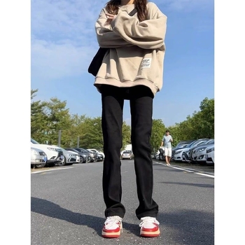 Crne muške traperice Cleanfit Bootcut – uski ravni kroj, gradski stil
