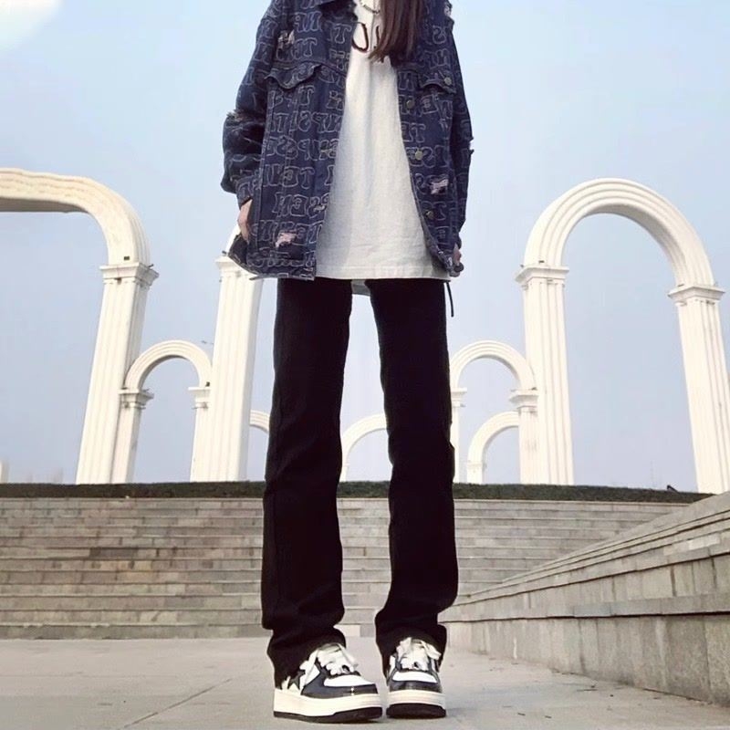 Crne muške traperice Cleanfit Bootcut – uski ravni kroj, gradski stil