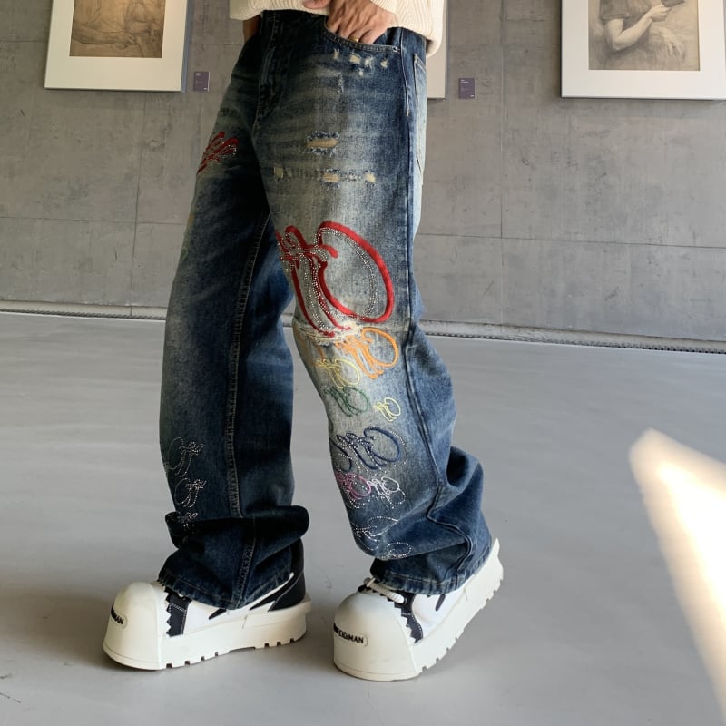 Muške traperice s američkim slovima u izvezenom dizajnu, ravni kroj, jesenji streetwear dizajn, široke udobne nogavice, do poda