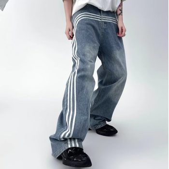 Muške traperice ravnog kroja, opuštene, panel s tri trake i trakom, isprani denim