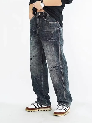 Traperice s patchworkom i lažnim poderotinama – američki retro distressed denim, ravni kroj