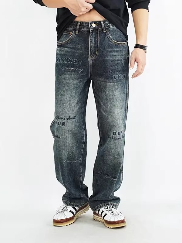 Traperice s patchworkom i lažnim poderotinama – američki retro distressed denim, ravni kroj