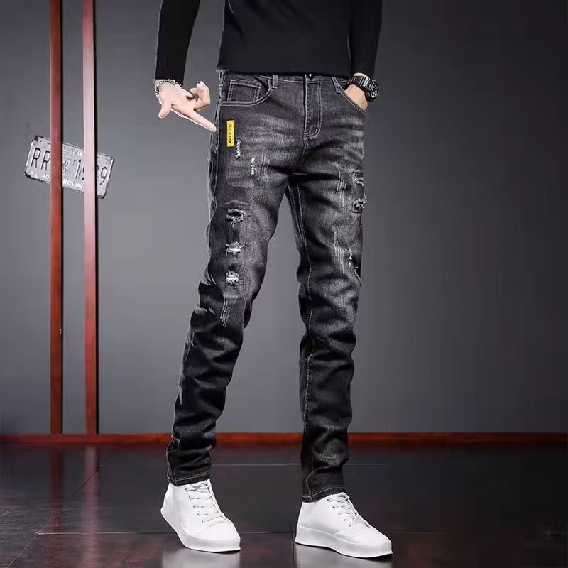 Muške crne traperice za proljeće i ljeto, slim-fit, s poderotinama, korejskog stila, za svakodnevno nošenje
