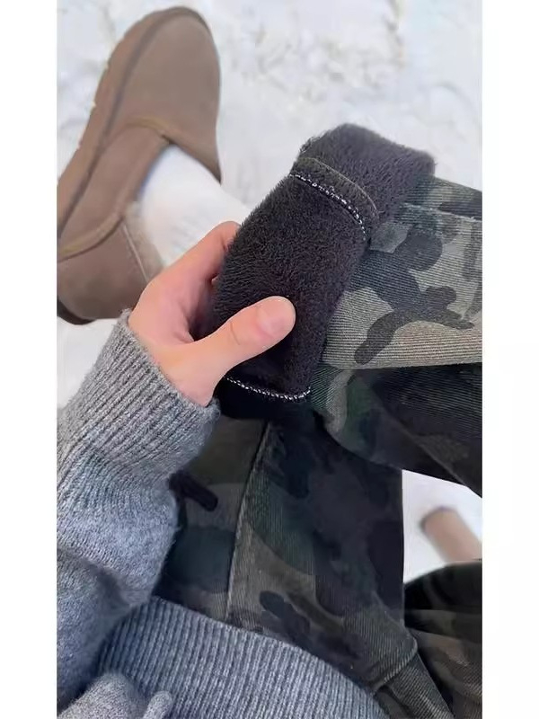 Мъжки дънкови панталони с камуфлажен принт, подплатени с флийс, дебели за зимата, свободен прав кройка, стил карго