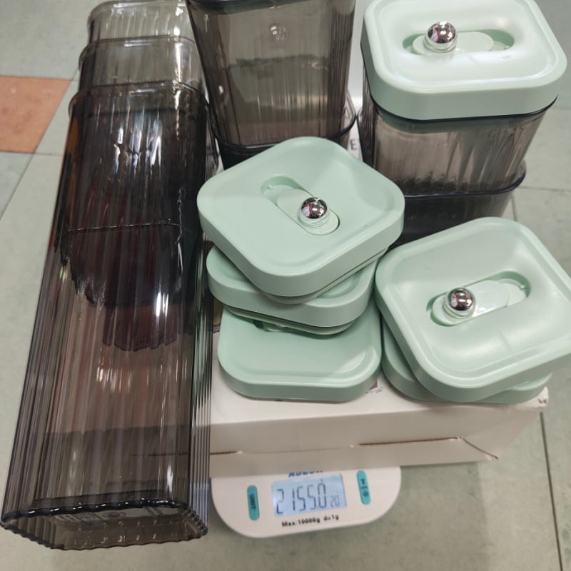Zatvoren kvadratni spremnik za žitarice i zrnje, plastični spremnik za orašaste plodove i grah, 1–2 L, moderni minimalistički dizajn