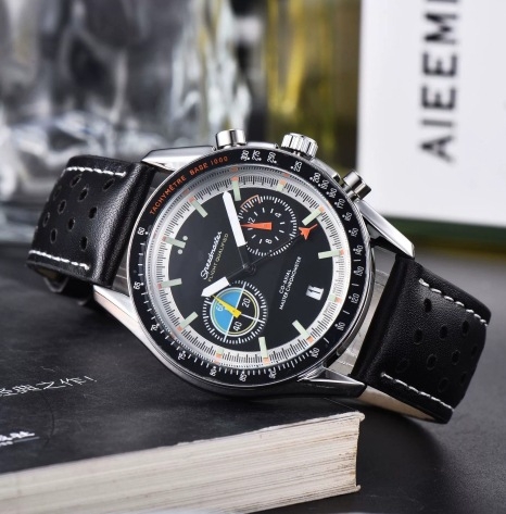 Muški višefunkcijski kvarcni sat s chronografom i kalendarom, analogni prikaz s brojkama, sportski stil, promjer brojčanika 40,5 mm, kućište od legure, remen od nehrđajućeg čelika
