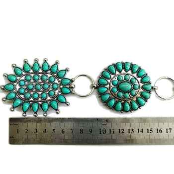 Ženski metalni kaiš za struk s graviranim uzorkom i turkiznim umetkom, retro stil