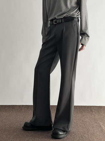 Unisex μαύρα παντελόνια με drape και ελαφρώς φαρδιά γραμμή, άνοιξη-φθινόπωρο, καθημερινά άνετα