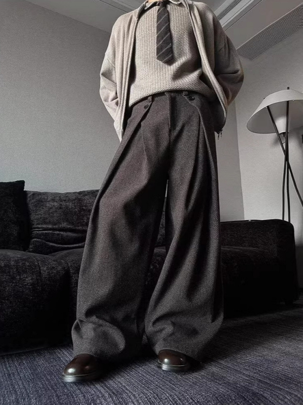 Muške hlače u uzorku haunstooth, plisirane u A-liniji, s drape efektom, otporne na nabore, blago široke nogavice, poslovno casual stil