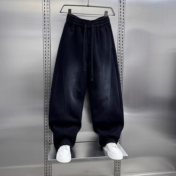 Američki streetwear jesen 2025 — muške sportske hlače, širokih nogavica, visok struk, elastični pojas, široke noge, izblijedjeli efekt