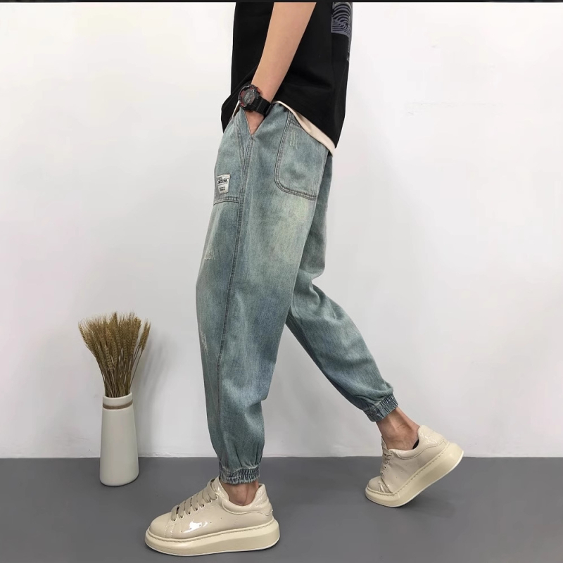 Muške lagane široke traperice od pamuka, svijetle boje, casual američki street style.