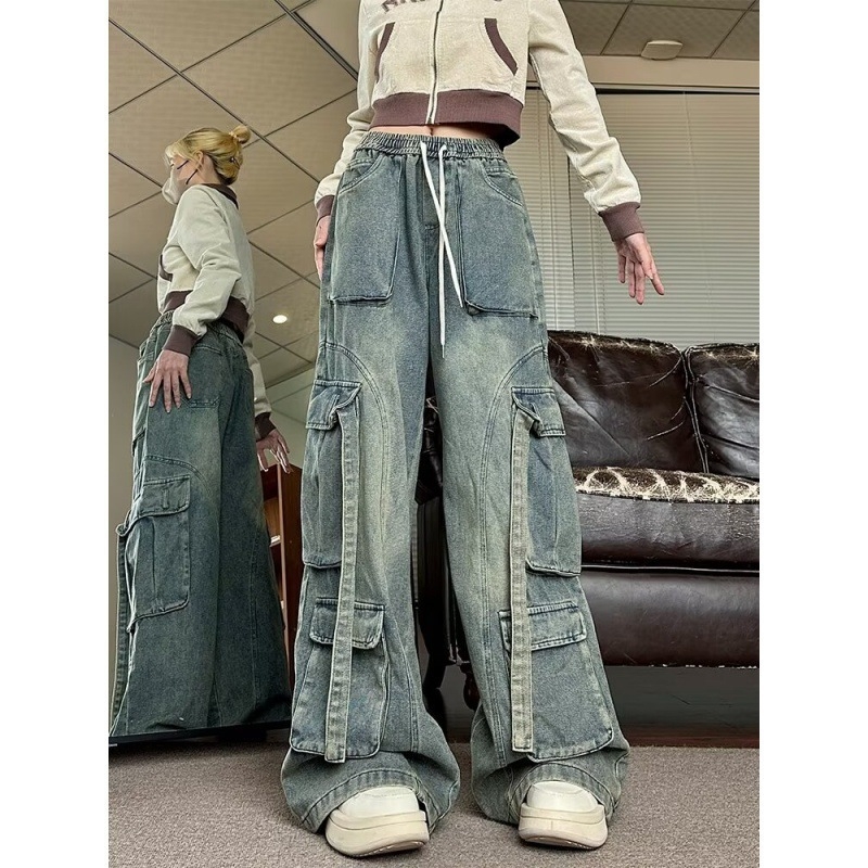 Vintage inspirirane denim hlače za muškarce i žene, ravne i široke krojeve, ljeto 2024