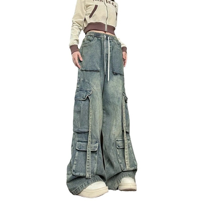 Vintage inspirirane denim hlače za muškarce i žene, ravne i široke krojeve, ljeto 2024
