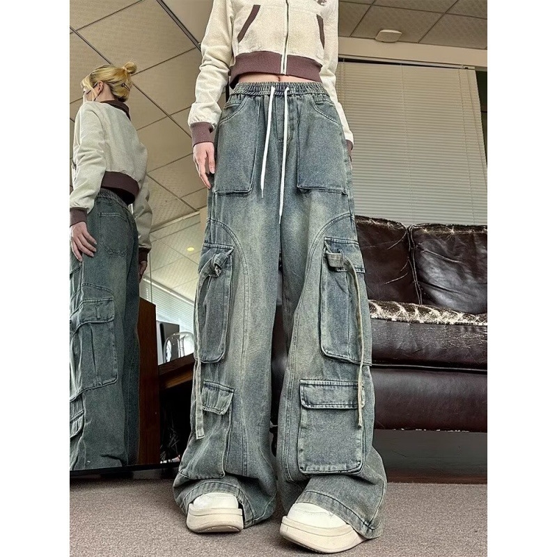 Vintage inspirirane denim hlače za muškarce i žene, ravne i široke krojeve, ljeto 2024