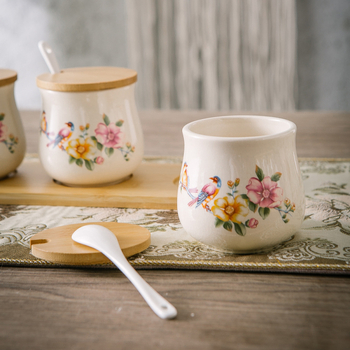 Set keramičkih posuda za začine s poklopcem, japanskog stila