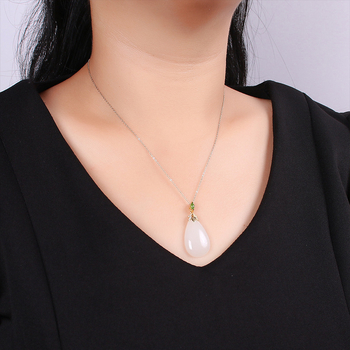 Ogrlica s privjeskom od Hetian jadea, elegantan retro minimalistički dizajn za žene