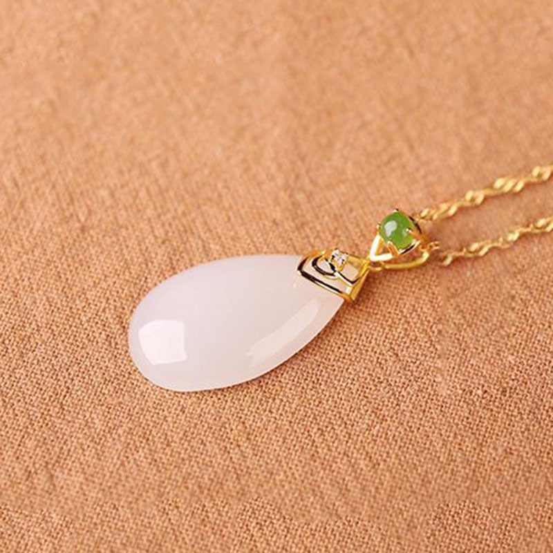 Ogrlica s privjeskom od Hetian jadea, elegantan retro minimalistički dizajn za žene