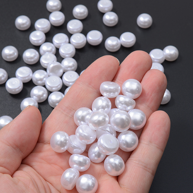 Sjajne perle u obliku para kruha, mliječno-bijele okrugle perle kao materijal za nakit, lakirani dodaci za kosu za DIY nakit