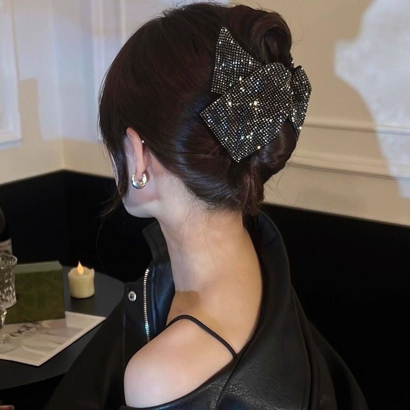 Korejskog stila trokutasta ukosnica za kosu s kristalima od akrila, elegantan dojam i svestran dodatak