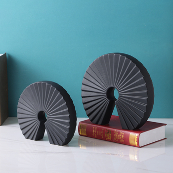 Keramički ukras u obliku ventilatora, moderan minimalistički luksuz