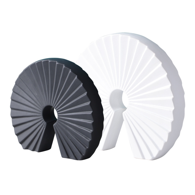 Keramički ukras u obliku ventilatora, moderan minimalistički luksuz