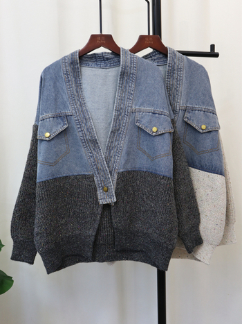 Γυναικεία πλεκτή ζακέτα με denim patchwork σχέδιο, φαρδιά γραμμή, φθινόπωρο-χειμώνας 2025, σε στυλ Κορέας