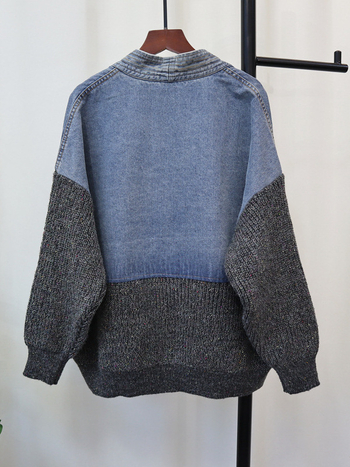 Γυναικεία πλεκτή ζακέτα με denim patchwork σχέδιο, φαρδιά γραμμή, φθινόπωρο-χειμώνας 2025, σε στυλ Κορέας