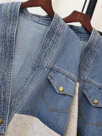 Γυναικεία πλεκτή ζακέτα με denim patchwork σχέδιο, φαρδιά γραμμή, φθινόπωρο-χειμώνας 2025, σε στυλ Κορέας