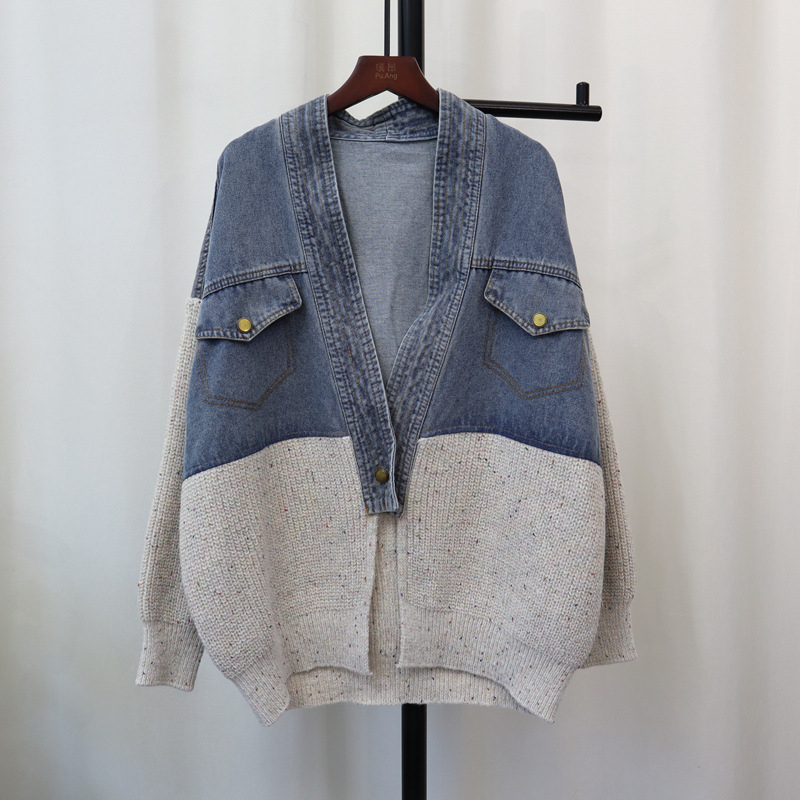 Γυναικεία πλεκτή ζακέτα με denim patchwork σχέδιο, φαρδιά γραμμή, φθινόπωρο-χειμώνας 2025, σε στυλ Κορέας