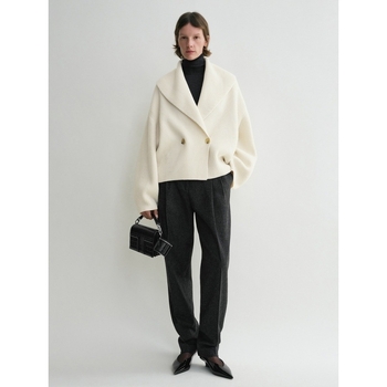 Longmei ελαφρώς φαρδύς γυναικείος πλεκτός cardigan με πράσινο κολάρι φρούτων, 2026 αρχή άνοιξης, TOT στυλ μινιμαλιστικό καθημερινό