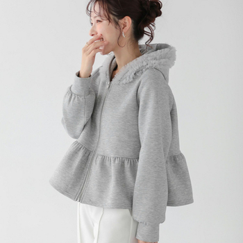 Multiplication 2026 Proljeće Ženski Top S Kapuljom I Mrežastim Panelom Babydoll Stil Sweater Kardigan