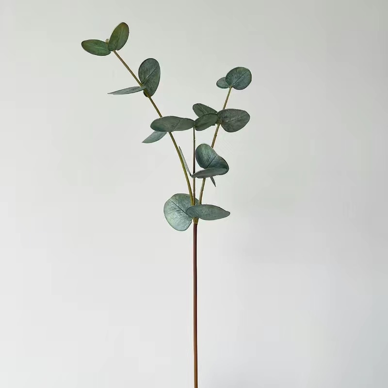 Verde artificial cu textură 3D a frunzelor de eucalipt, tijă PVC cu trei ramuri, înălțime 30–100 cm, pentru nunți, decor fotografic și amenajare de casă