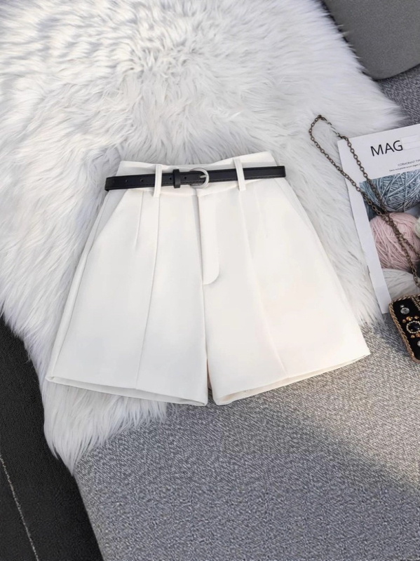 Ženske šorce u odijelu, proljeće-ljeto 2025, novi model, A-linija, široke nogavice, bijele casual hlače