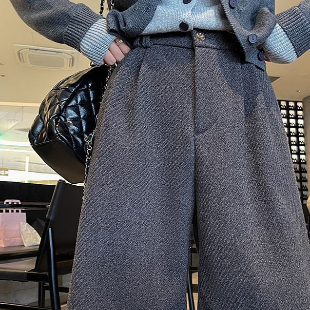 Sive vunene šorts hlače za žene, jesen/zima, mala veličina, visok pojas, vitak silueta, ravne i široke nogavice, kapri dužina