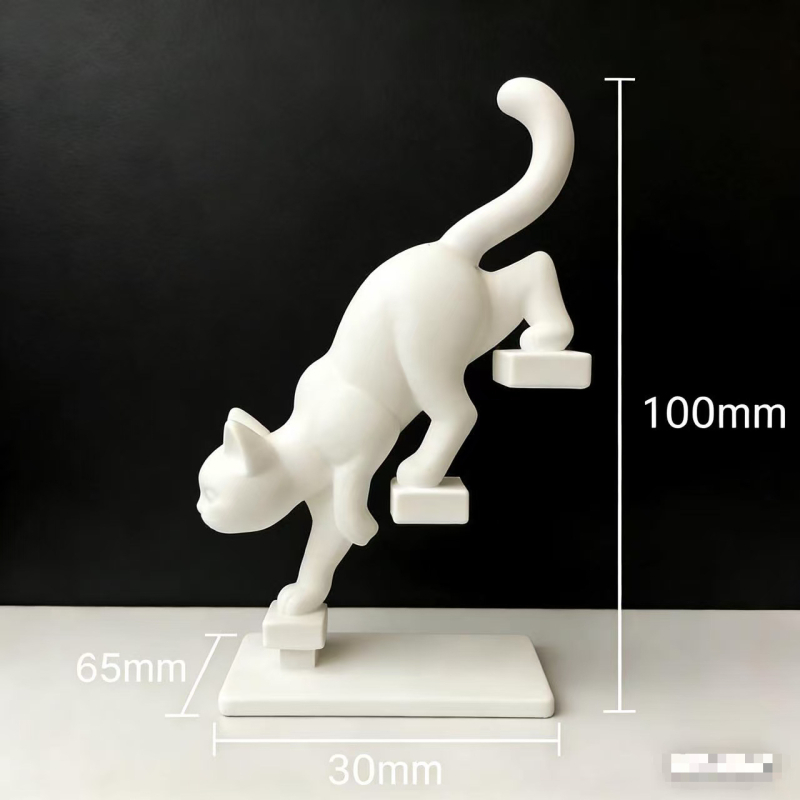 3D ispisano mače koje silazi niz stepenice, stolna ukrasna figurica, moderan apstraktan dekor dnevnog boravka