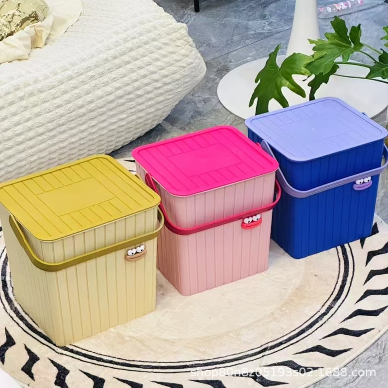 Găleată pătrată din plastic cu capac, poate fi folosită ca scaun și depozitare multifuncțională pentru uz casnic