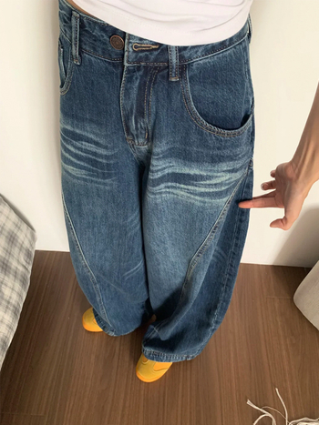 Ženske hlače od džinsa s visokim strukom, široke i ravne, izblijedjeli denim, prozračan kroj