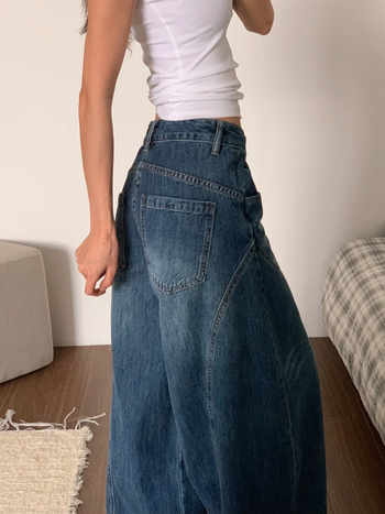Ženske hlače od džinsa s visokim strukom, široke i ravne, izblijedjeli denim, prozračan kroj