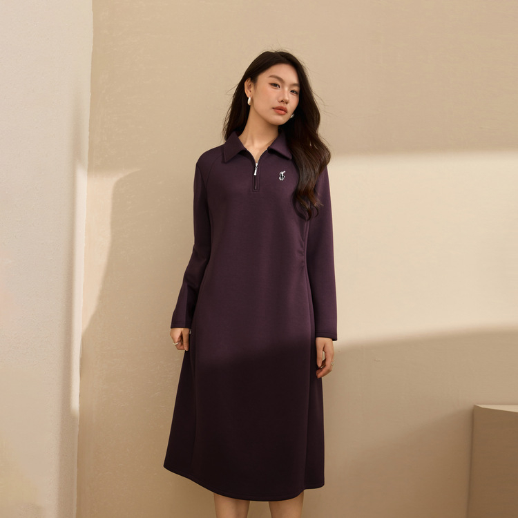 Plus size: udobna i mekana haljina s ovratnikom, elegantan kroj A-linija, jesenski stil