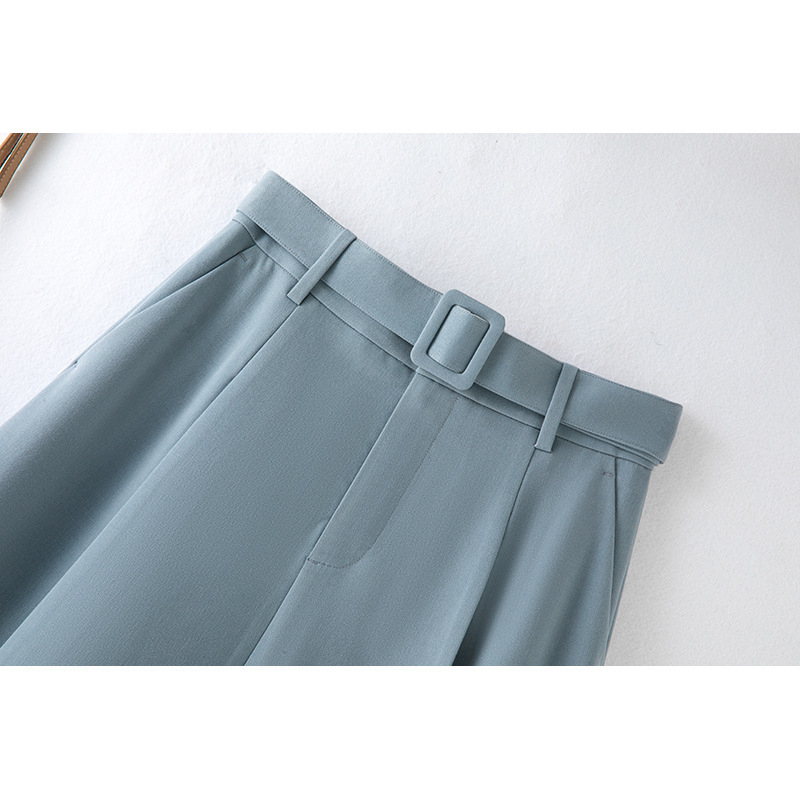 Minimalistička i elegantna proljetna midi suknja s visokim strukom, duga, plisirana, slobodnog kroja, A-linija, stil kišobrana