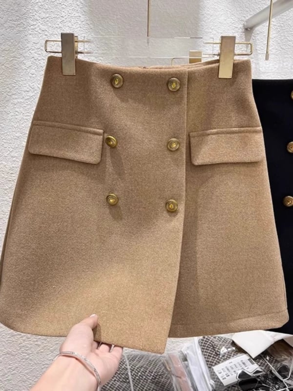 Korejski stil, uski kroj, jednobojna Chenille kratka suknja s visokim strukom i dvostrukim redovima gumba, zima